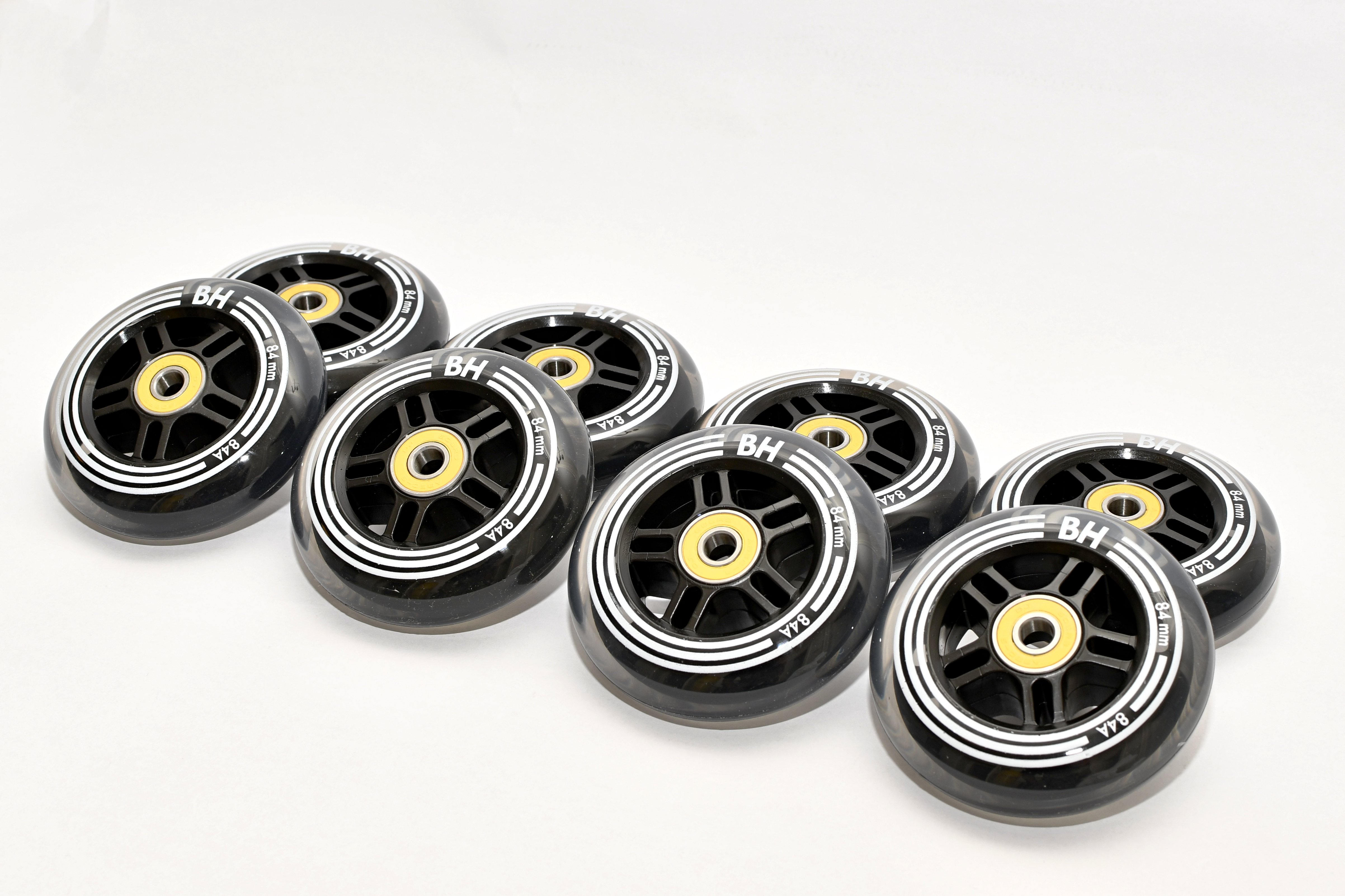 In-line sada koleček BH 84mm 84A 8ks + 16ks ložisek ABEC 9